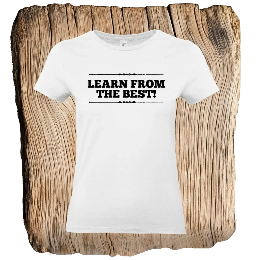Learn from the Best Frauen T-Shirt - Das Kanu des Manitu